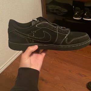 Tryna sell these I don’t wear them anymore they are in good condition